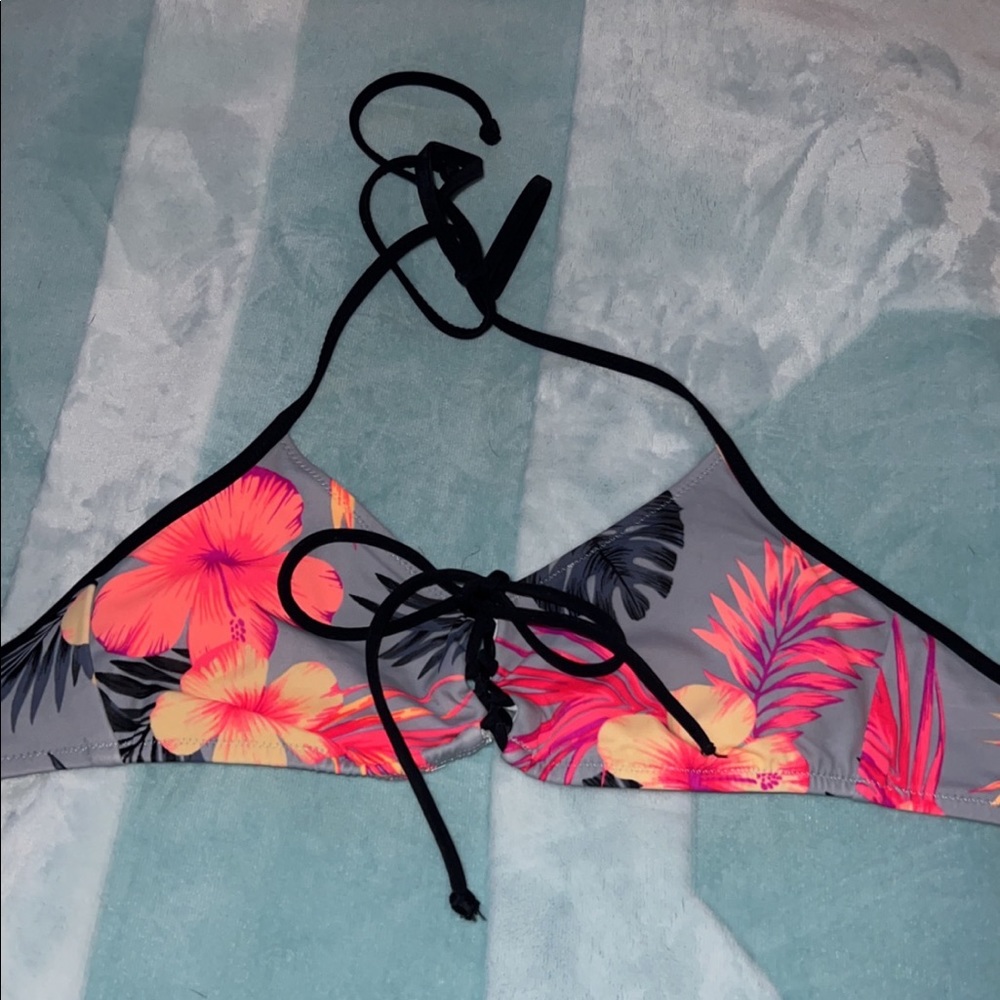 Victoria’s Secret pink Bikini top